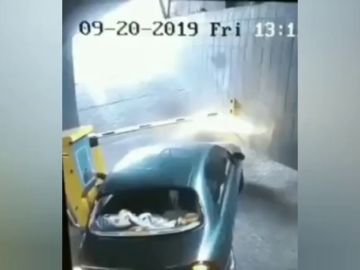 El vídeo viral de un conductor en apuros en un párking
