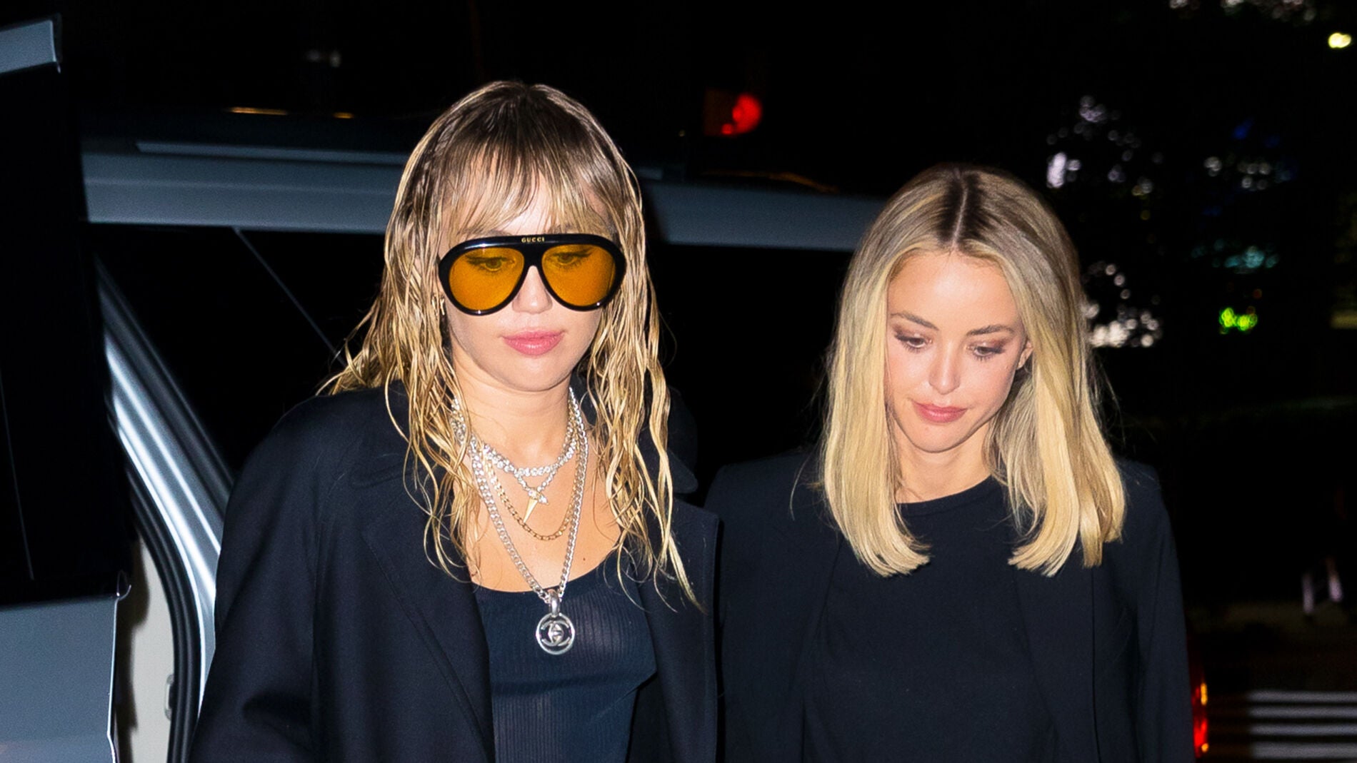 Miley Cyrus y Kaitlynn Carter