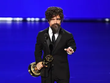 Peter Dinklage (Tyrion 'Juego de Tronos') durante su discurso en los Emmy 2019 Peter Dinklage (Tyrion 'Juego de Tronos') durante su discurso en los Emmy 2019