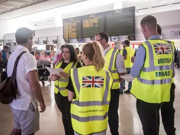 Pasajeros de la aerolínea Thomas Cook en el Aeropuerto de Lanzarote Pasajeros de la aerolínea Thomas Cook en el Aeropuerto de Lanzarote