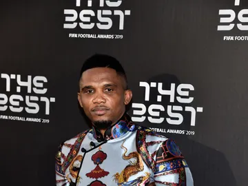 Samuel Eto'o, posando en la gala 'The Best' Samuel Eto'o, posando en la gala 'The Best'