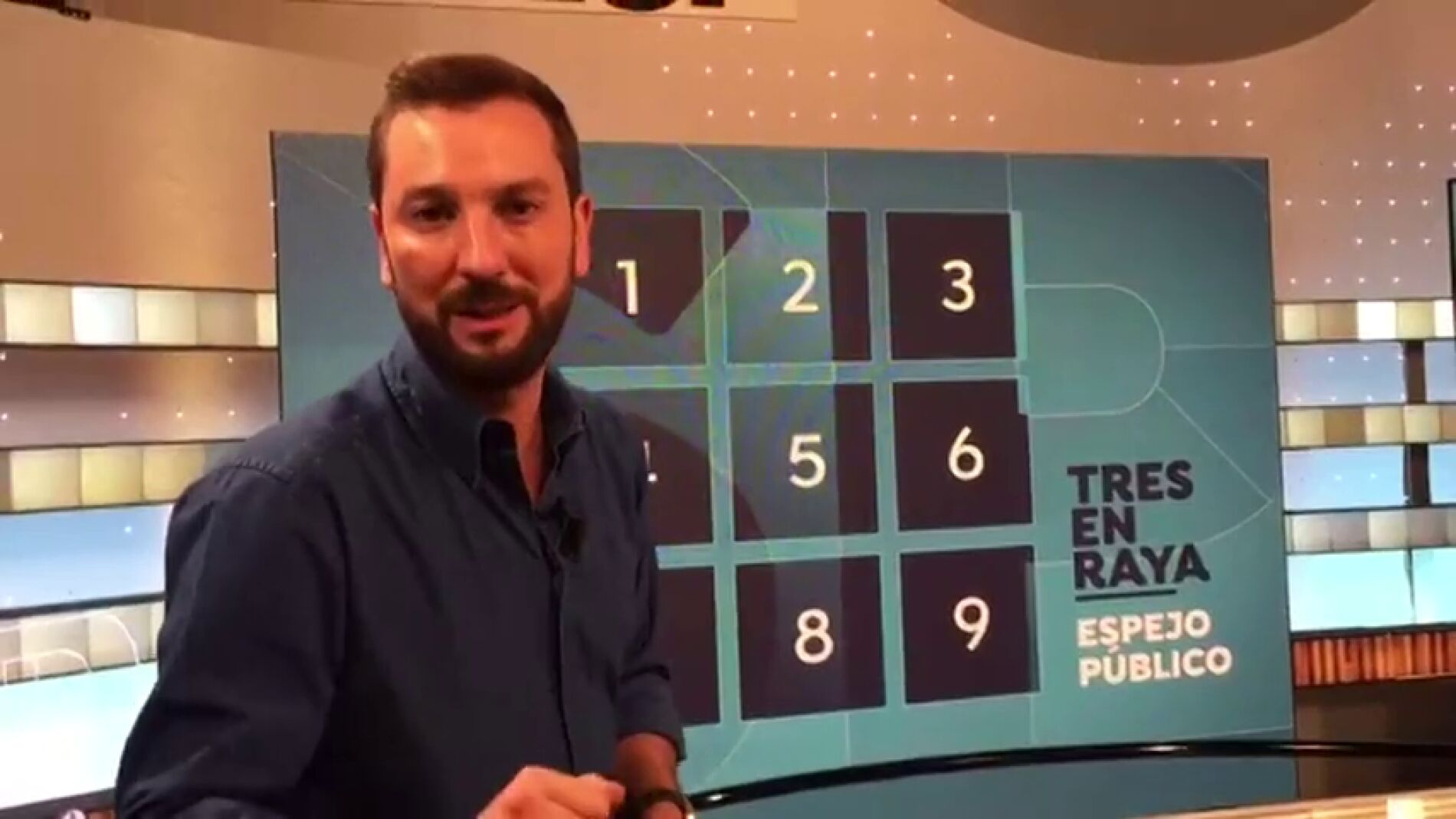 'Espejo P&uacute;blico' recupera los concursos de toda la vida con 'Tres en raya'