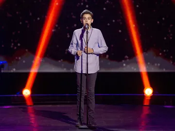 Hugo Sánchez canta ‘Madre mía de la Esperanza” en las Audiciones a ciegas de ‘La Voz Kids’ Hugo Sánchez canta ‘Madre mía de la Esperanza” en las Audiciones a ciegas de ‘La Voz Kids’