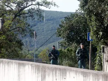 Agentes de la Guardia Civil Agentes de la Guardia Civil