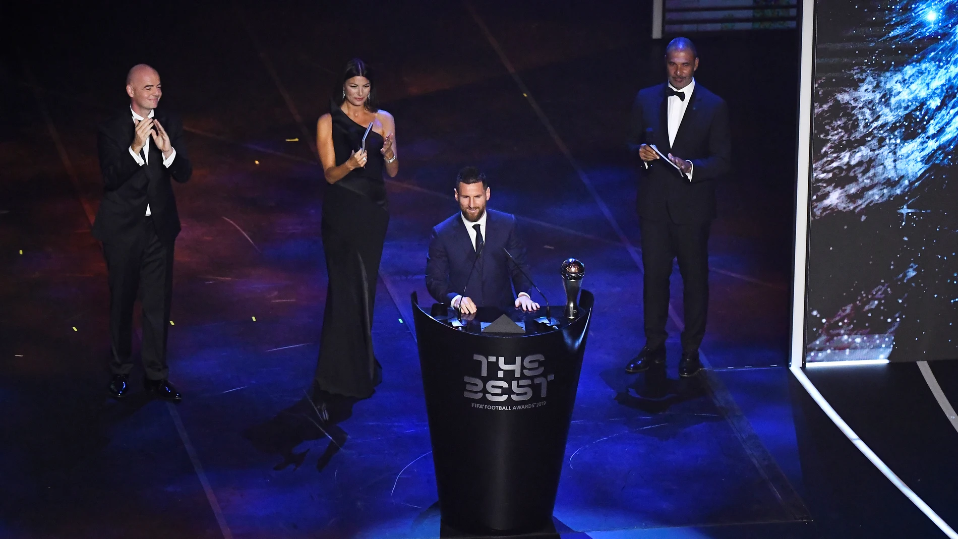 Leo Messi gana el premio 'The Best' Leo Messi gana el premio 'The Best'