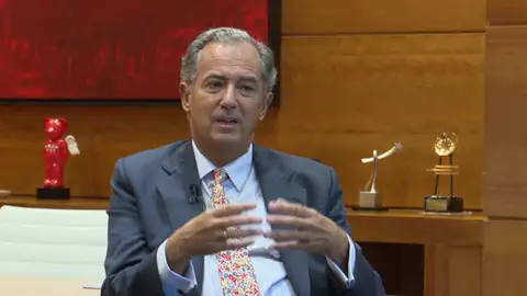 Las razones de la Comunidad de Madrid para prohibir los móviles en las aulas Las razones de la Comunidad de Madrid para prohibir los móviles en las aulas