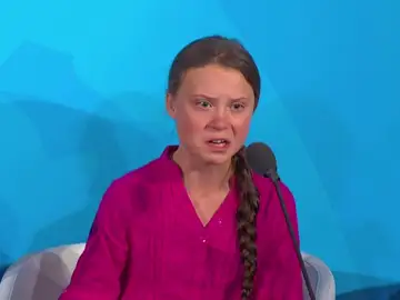 La bronca de Greta Thunberg a los políticos en la Cumbre del clima: "Habéis robado mi infancia" La bronca de Greta Thunberg a los políticos en la Cumbre del clima: "Habéis robado mi infancia"