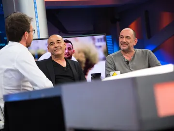 Karra Elejalde sobre Amenábar en ‘El Hormiguero 3.0’: “Es muy inteligente, un gran director y muy golfo, esconde muchas cosas” Karra Elejalde sobre Amenábar en ‘El Hormiguero 3.0’: “Es muy inteligente, un gran director y muy golfo, esconde muchas cosas”