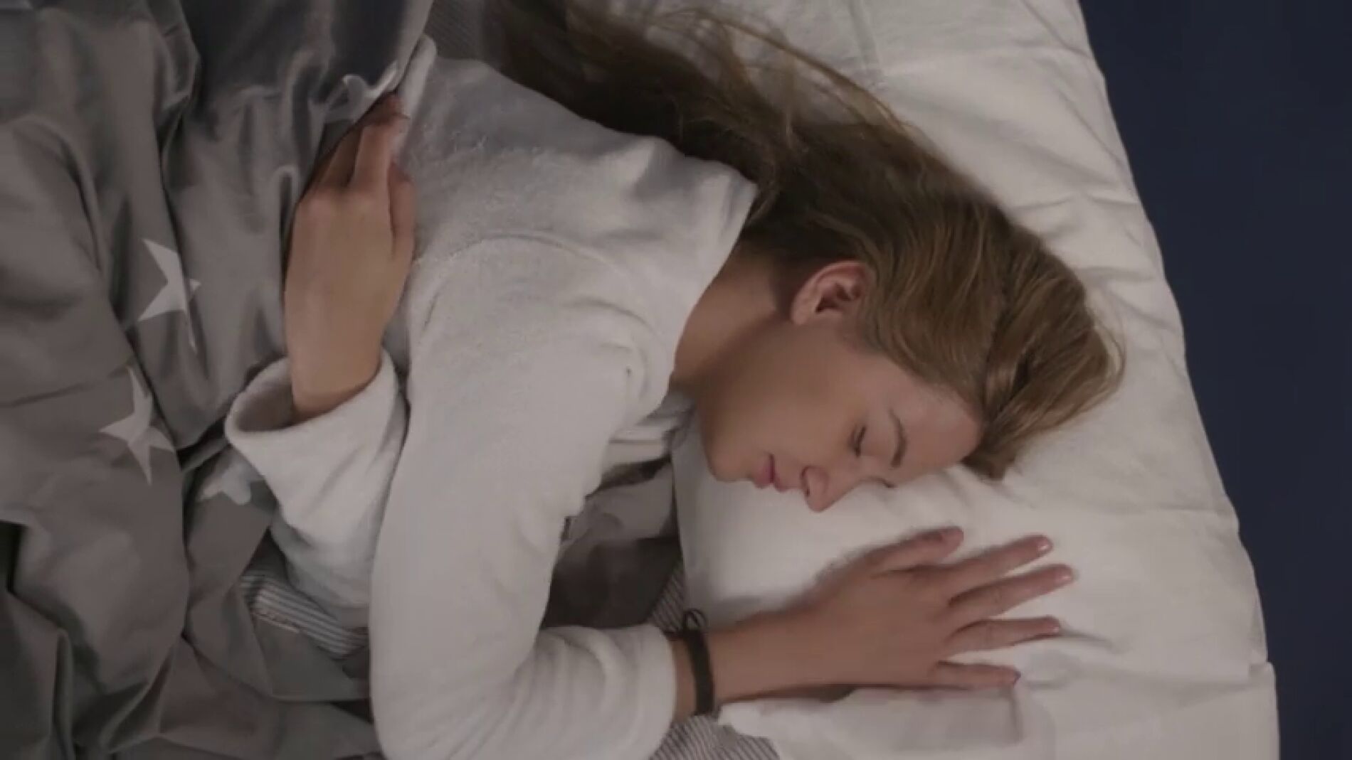 Así tienes que dormir para adelgazar