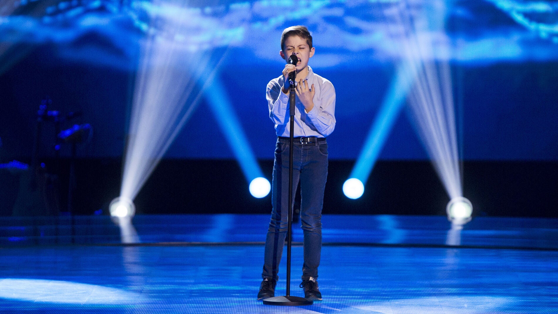 Toni Vallés canta ‘Invisible’ en las Audiciones a ciegas de ‘La Voz Kids’