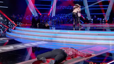 Chavito elige a Rosario Flores en medio de una trifulca entre David Bisbal y Melendi: “Me he gastado un bloqueo para nada” Chavito elige a Rosario Flores en medio de una trifulca entre David Bisbal y Melendi: “Me he gastado un bloqueo para nada”