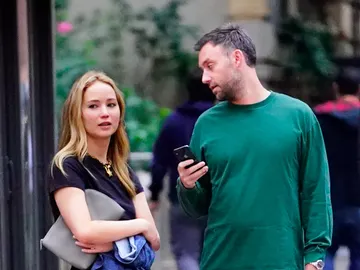 Jennifer Lawrence y Cooke Maroney Jennifer Lawrence y Cooke Maroney