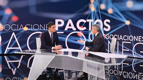 Vicente Vallés entrevista a Pedro Sánchez Vicente Vallés entrevista a Pedro Sánchez