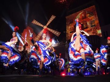 Celebración del 130 aniversario del Moulin Rouge