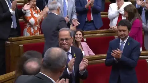 El Parlament rechaza la moción de censura contra Torra con la abstención del PSC El Parlament rechaza la moción de censura contra Torra con la abstención del PSC