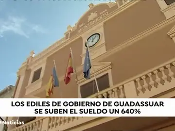 El alcalde de Guadassuar en Valencia sube los sueldos un 640% tras echar al anterior alcalde con una moción de censura El alcalde de Guadassuar en Valencia sube los sueldos un 640% tras echar al anterior alcalde con una moción de censura