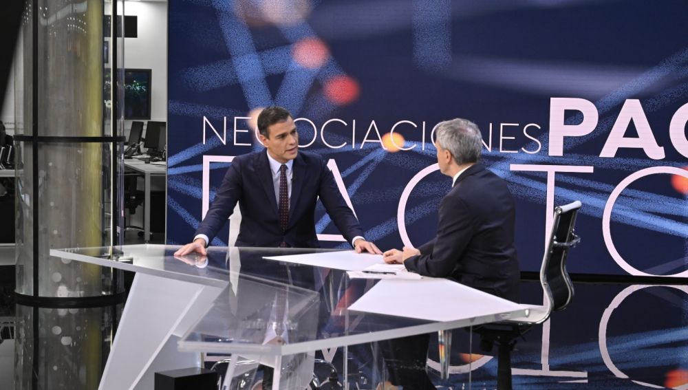 Pedro Sánchez es entrevistado por Vicente Vallés en Antena 3 Noticias 2