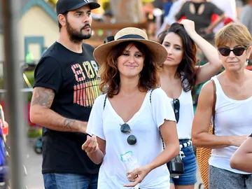 Penélope Cruz junto a su hermano, Edu Cruz Penélope Cruz junto a su hermano, Edu Cruz