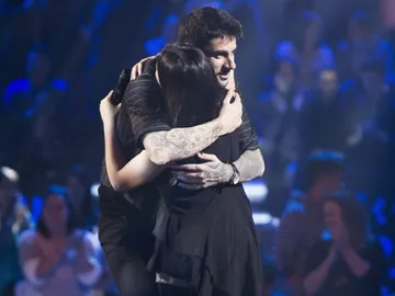 Melendi suma la bonita voz de Enshar Ghateh: “Me ha emocionado” Melendi suma la bonita voz de Enshar Ghateh: “Me ha emocionado”