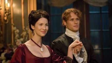 Claire y Jamie en 'Outlander'