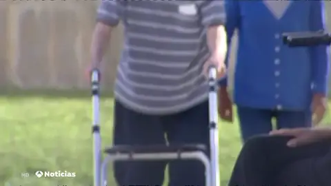 Un anciano mata a otro a golpe de bastón en una residencia de Barcelona Un anciano mata a otro a golpe de bastón en una residencia de Barcelona