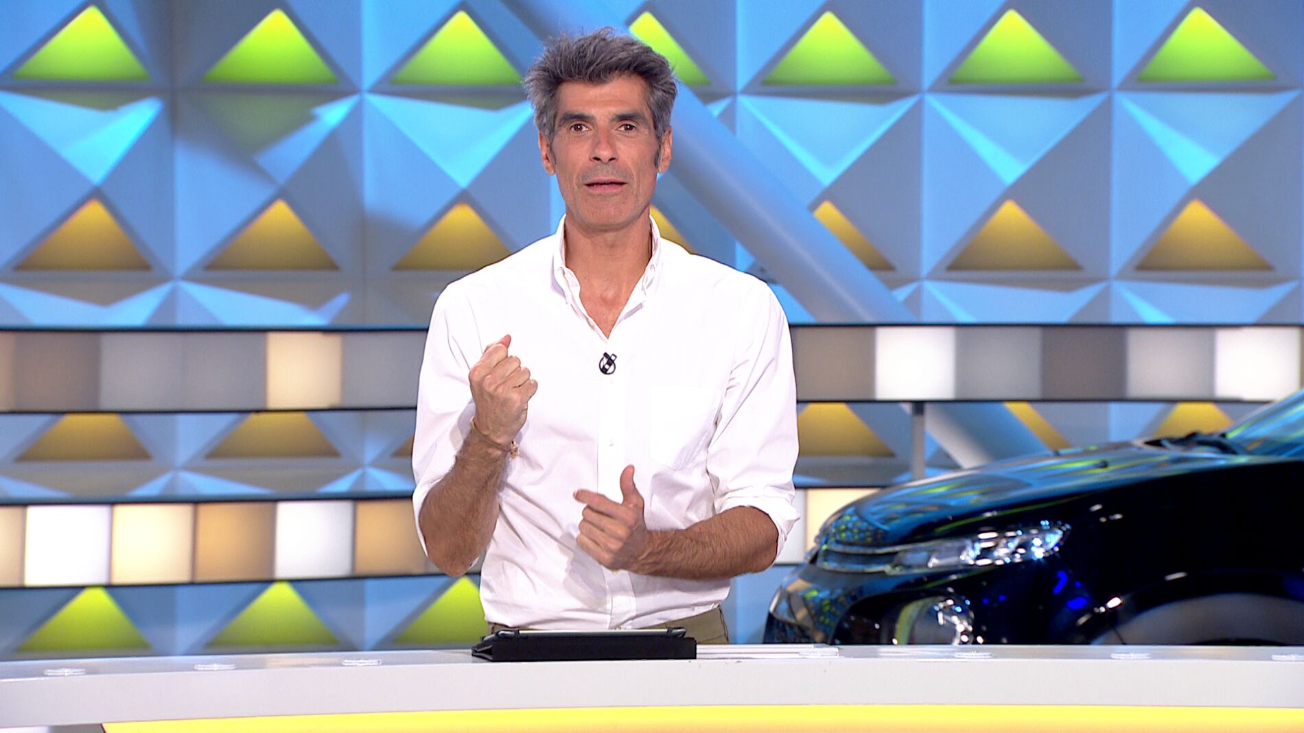 &iquest;El vello crece m&aacute;s fuerte si lo afeitas?, Jorge Fern&aacute;ndez lo aclara en 'La ruleta de la suerte'