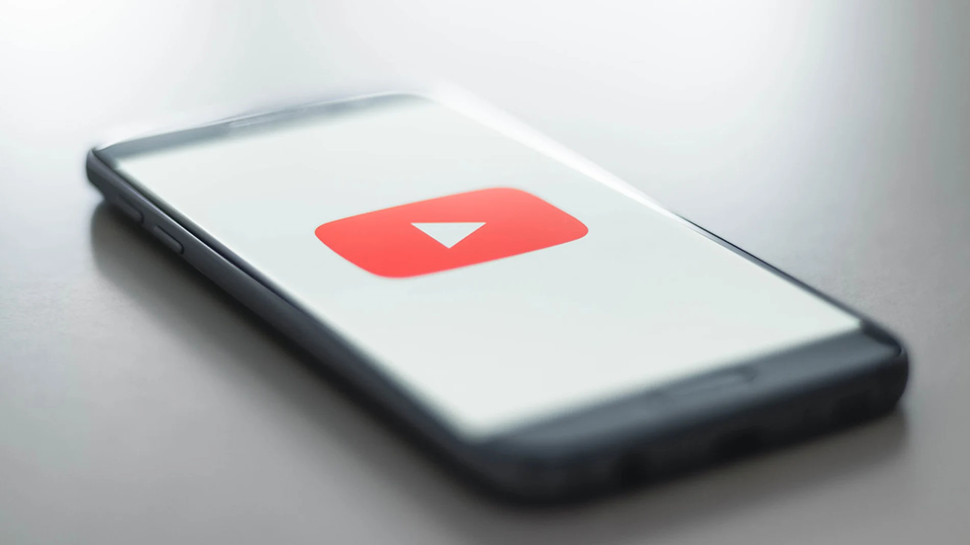 YouTube YouTube