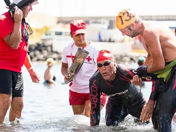 Muere el nadador Carmelo Santana Muere el nadador Carmelo Santana
