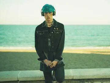 Andrea, a Hugo: "Sabes el poder que tiene mi familia, pueden hacer lo que ellos quieran... incluso volver de la muerte" Andrea, a Hugo: "Sabes el poder que tiene mi familia, pueden hacer lo que ellos quieran... incluso volver de la muerte"