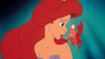 'La Sirenita' y el cangrejo Sebastian