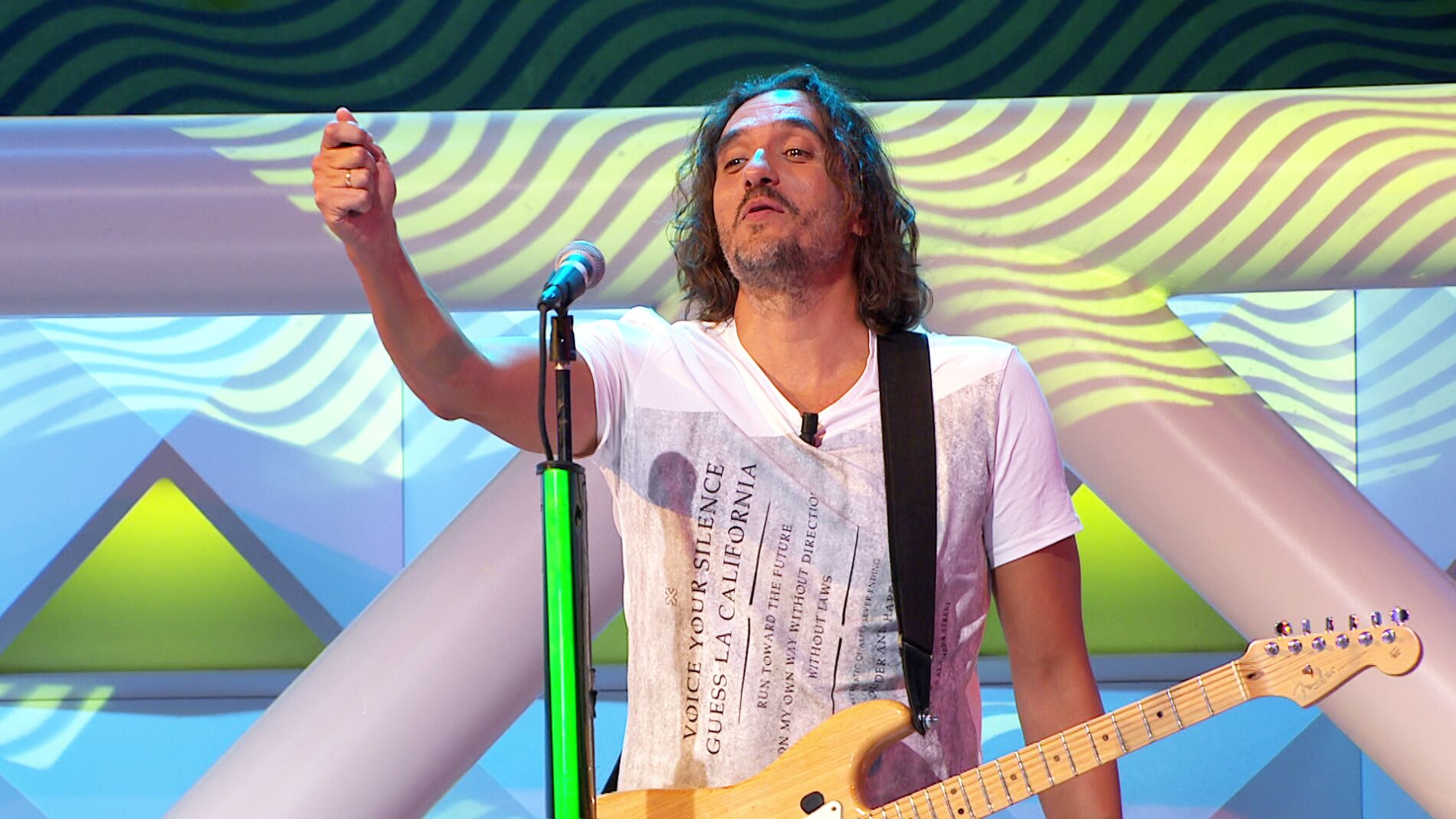 Jorge Fern&aacute;ndez rega&ntilde;a a Joaqu&iacute;n por utilizar una controvertida palabra en &lsquo;La ruleta de la suerte&rsquo;