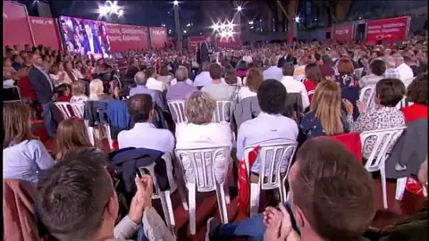 De mitin en mitin entre espantajos y candidatos desencajados De mitin en mitin entre espantajos y candidatos desencajados