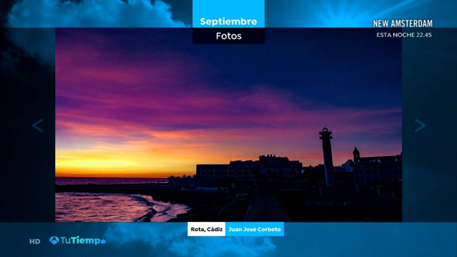 El atardecer en una playa de Rota, mejor foto del mes de septiembre
