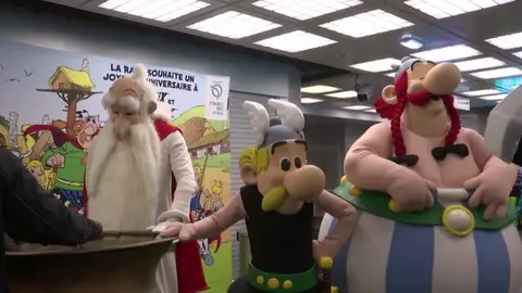 París celebra el 60º aniversario de Astérix y Obélix cambiando el nombre de sus estaciones de metro París celebra el 60º aniversario de Astérix y Obélix cambiando el nombre de sus estaciones de metro