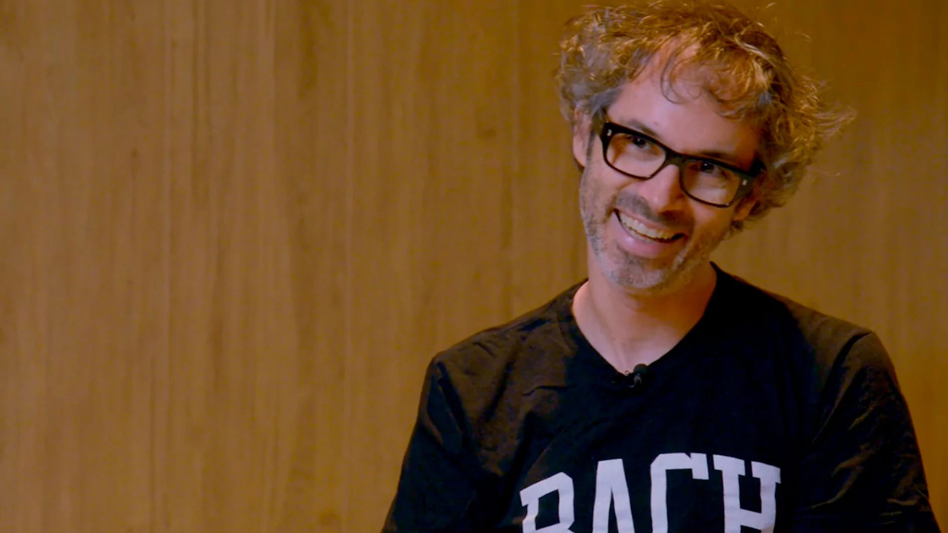 James Rhodes nos habla de su último libro 'Playlist' James Rhodes nos habla de su último libro 'Playlist'