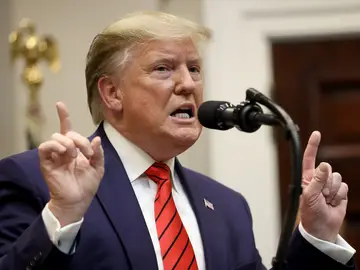 Donald Trump ataca a Popovich y Kerr Donald Trump ataca a Popovich y Kerr
