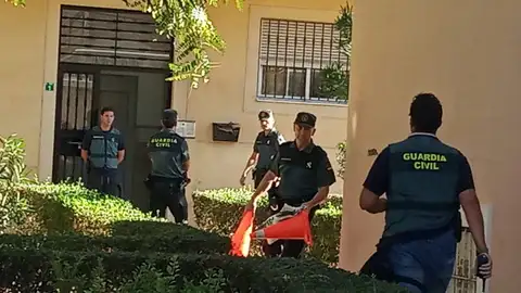 Detenida una mujer por el asesinato de su hijo de 7 años en El Ejido inspección ocular