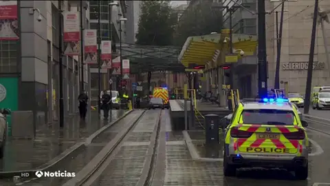 Varios apuñalados cerca de un centro comercial en Manchester Varios apuñalados cerca de un centro comercial en Manchester