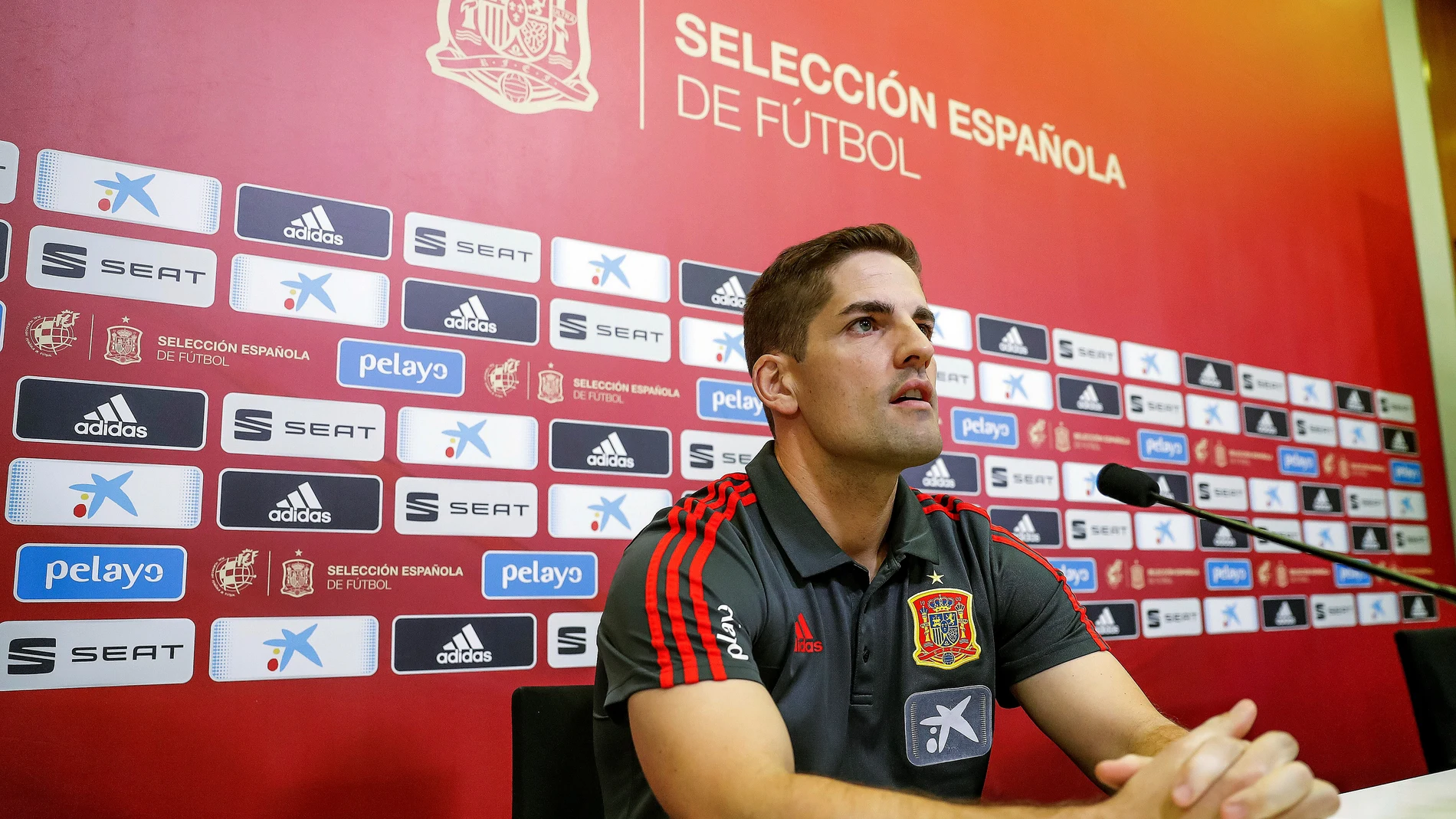 Robert Moreno, en rueda de prensa Robert Moreno, en rueda de prensa