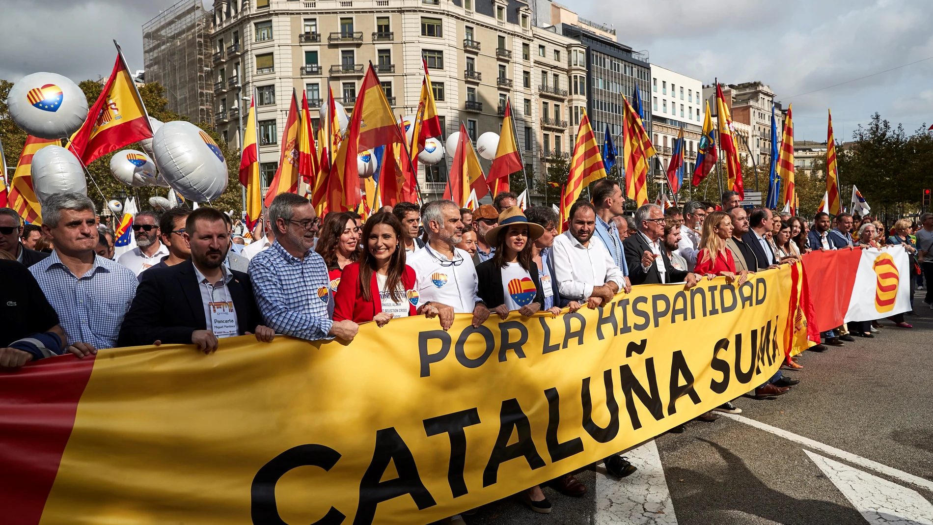 Manifestación en Barcelona por el Día de la Hispanidad Manifestación en Barcelona por el Día de la Hispanidad