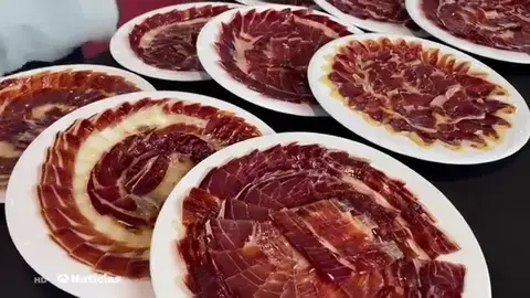 Villanueva de Córdoba acoge XIX Feria del Jamón Ibérico de Bellota de Los Pedroches Villanueva de Córdoba acoge XIX Feria del Jamón Ibérico de Bellota de Los Pedroches