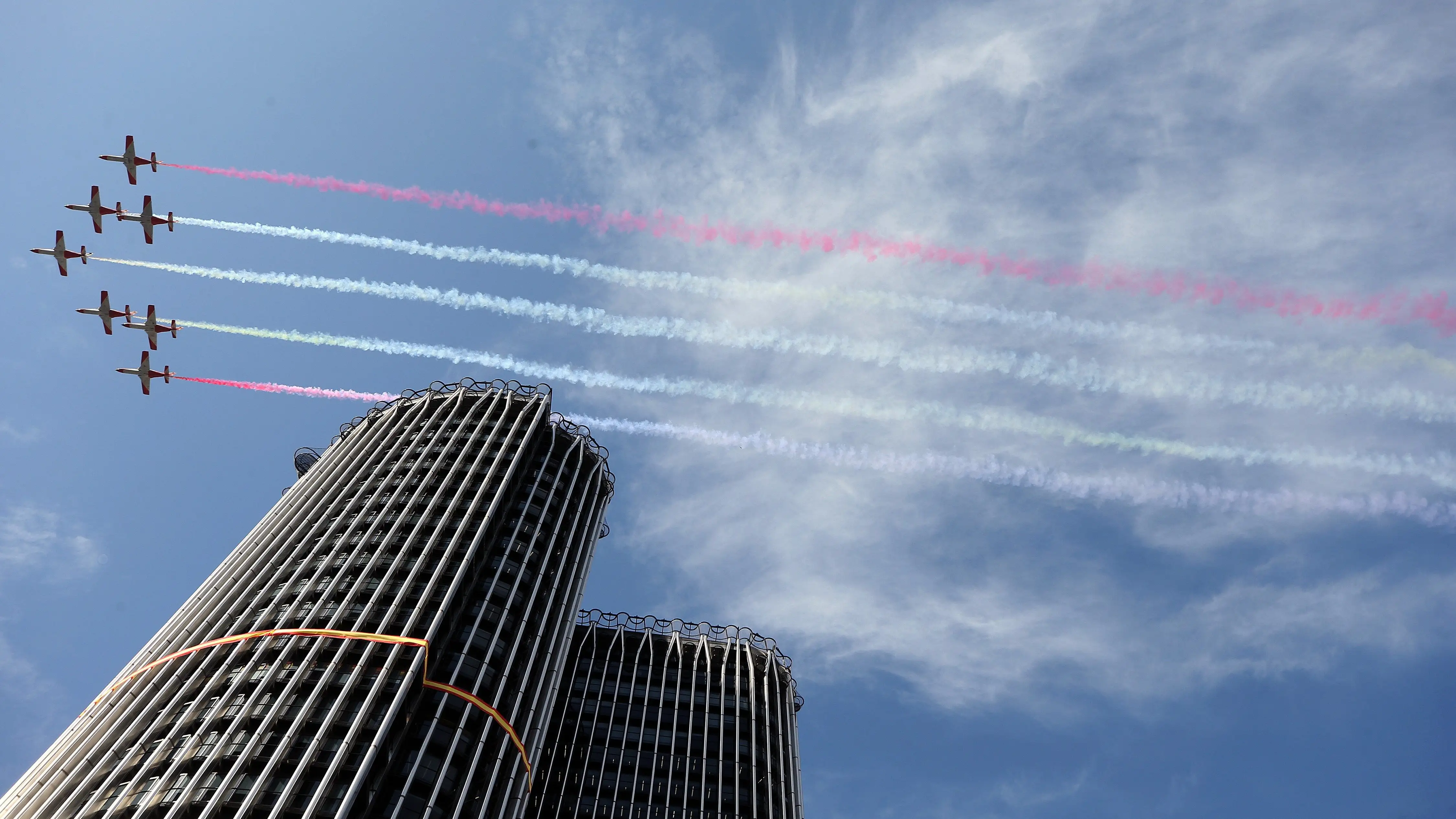 La Patrulla Águila sobre el cielo de Madrid La Patrulla Águila sobre el cielo de Madrid