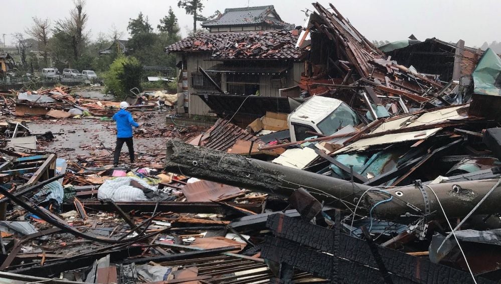 Destrozos del tifón Hagibis en Japón