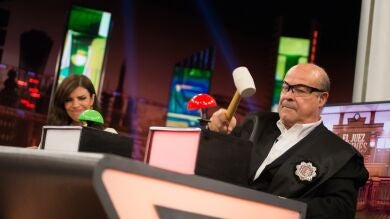 Antonio Resines explica con gran detalle en 'El Hormiguero 3.0' qué es el sexo tántrico: 