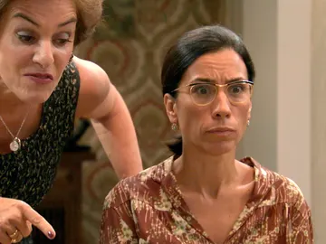 El falso juicio de Manolita que Benigna se toma muy a pecho El falso juicio de Manolita que Benigna se toma muy a pecho