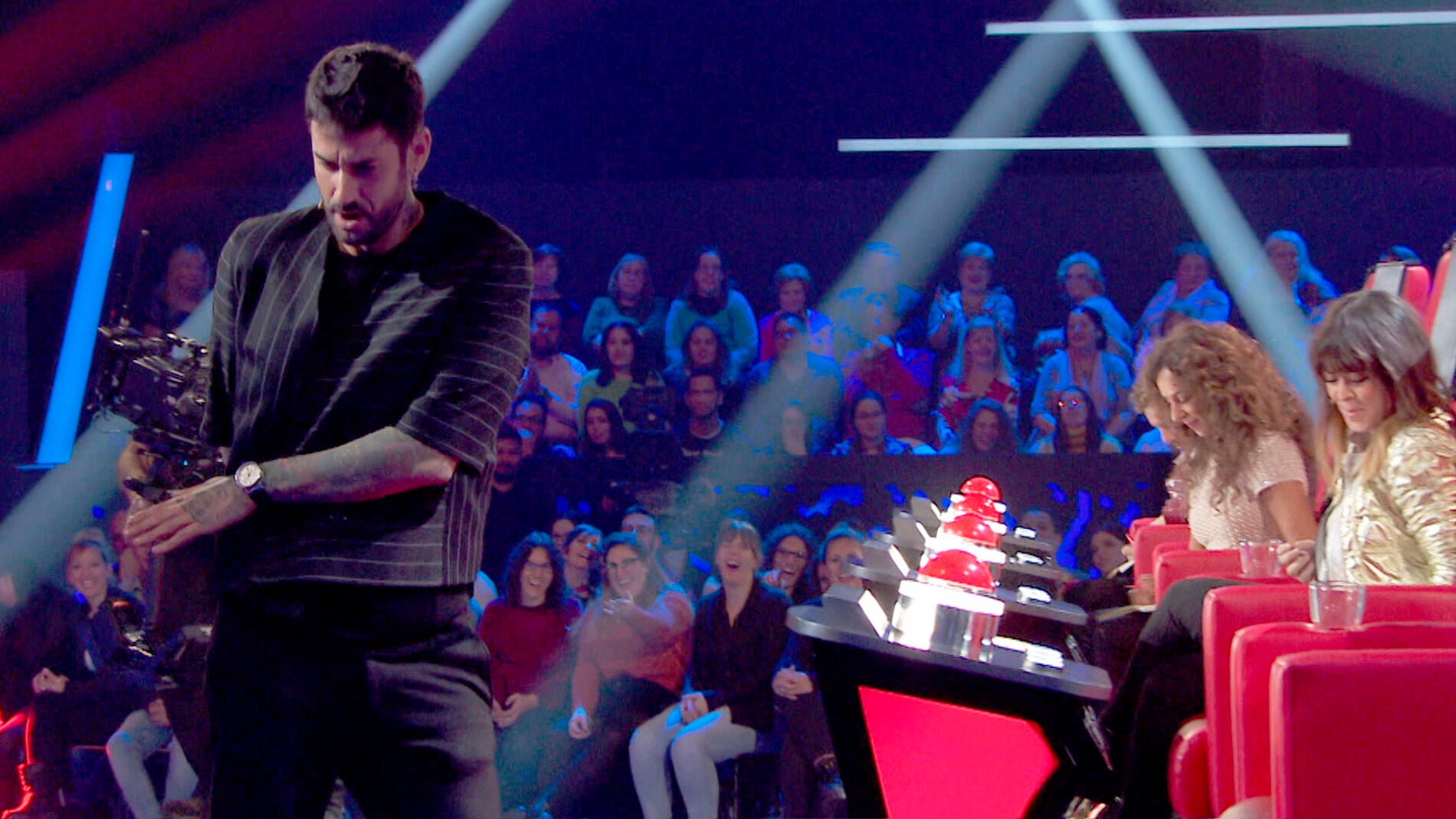 Los coaches revolucionan el plat&oacute; de &lsquo;La Voz Kids&rsquo; bailando el &lsquo;swish swish&rsquo;
