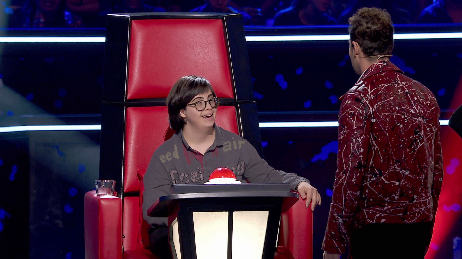 David Bisbal convierte en coach a un fan de &lsquo;La Voz Kids&rsquo;