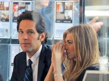 Jennifer Aniston y Paul Rudd Jennifer Aniston y Paul Rudd