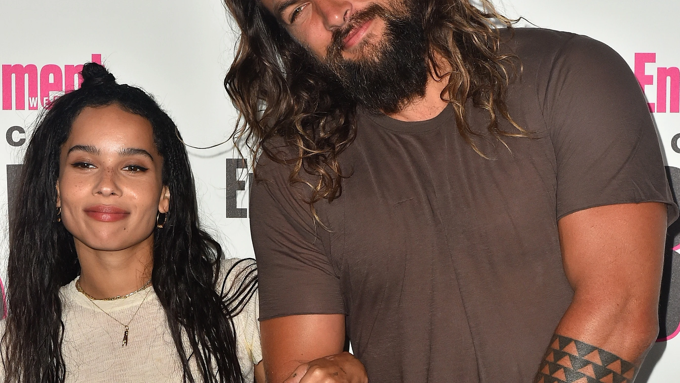 Zoë Kravitz y su padrastro Jason Momoa