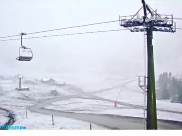 El tiempo otoñal deja las primeras nevadas en la Península El tiempo otoñal deja las primeras nevadas en la Península